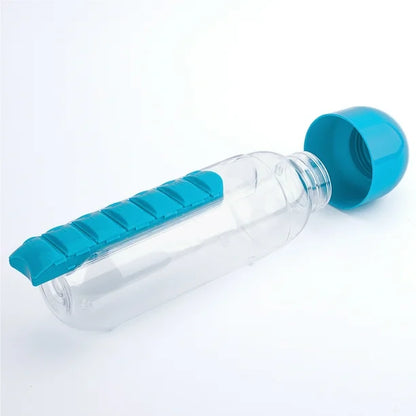 💧💊 PASTILLERO PORTÁTIL 2 EN 1 Botella de Agua + Organizador de Pastillas de 7 Días (20 oz)